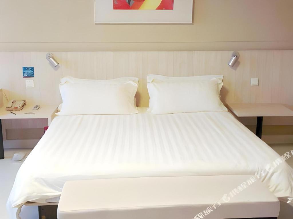 Jinjiang Inn Nanchang Bayi Square Ximazhuang Food Street מראה חיצוני תמונה